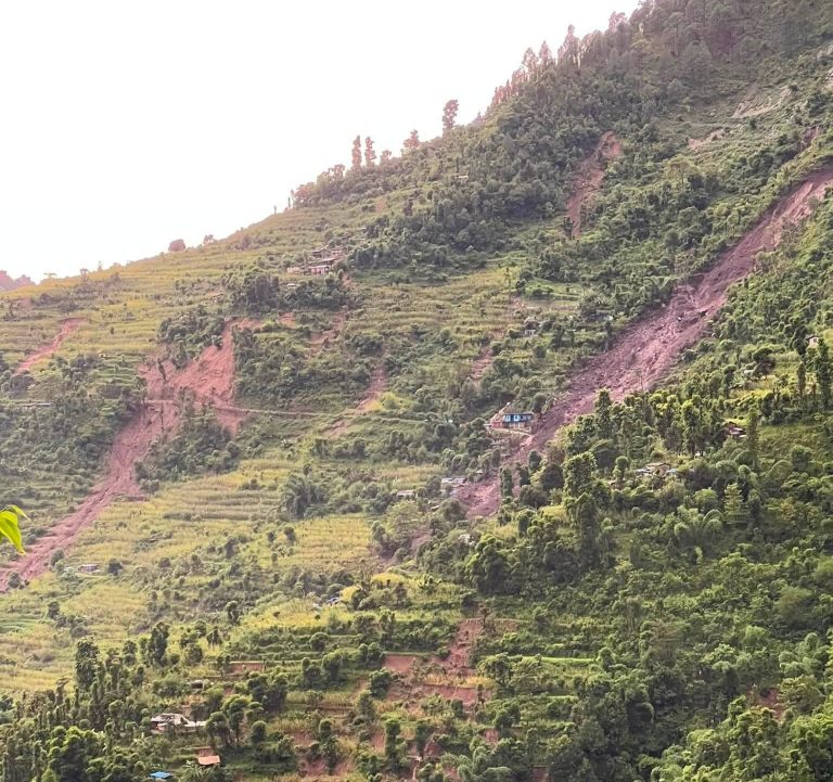 जाजरकोटको रिसाङमा पहिरो : ७ जना घाइते